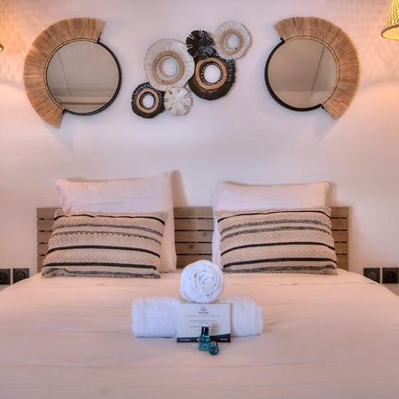 Apt - 4 Pers - Petit Duc - Renove - 44M² - Centre De Mont Rocquefeuil - סן-ז'יל-לה-באן מראה חיצוני תמונה
