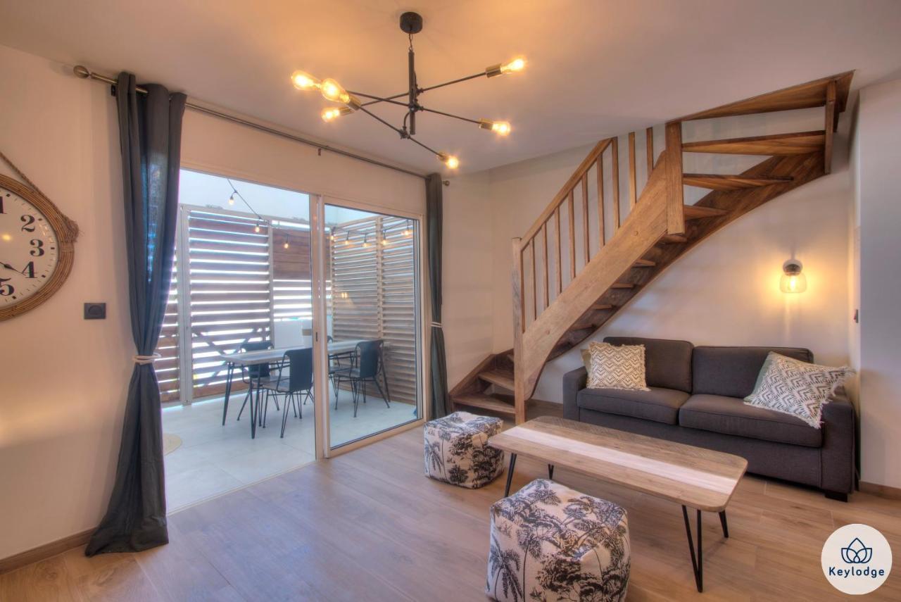 Apt - 4 Pers - Petit Duc - Renove - 44M² - Centre De Mont Rocquefeuil - סן-ז'יל-לה-באן מראה חיצוני תמונה